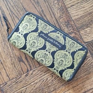 Petunia pickle bottom wallet